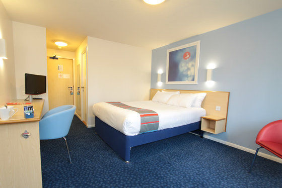 Travelodge Halifax Room photo