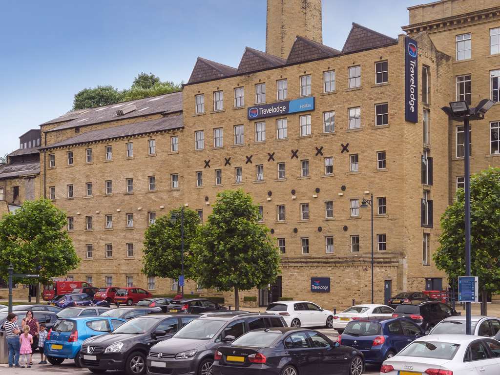 Travelodge Halifax Exterior photo